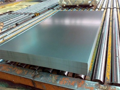 	\	gmw3032m-st-s-cr300la