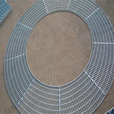 河北鋼格板廠家供應遼寧熱鍍鋅網(wǎng)格板沈陽熱鍍鋅鋼格柵