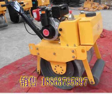 700C型的座駕壓路機 價格實惠的壓路機