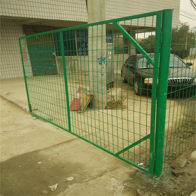 河北三角折彎護欄網廠家供應清遠墻頭防盜網梅州鐵線防護網