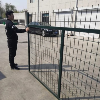 河北鐵絲防護(hù)網(wǎng)廠家供應(yīng)三沙鋼板網(wǎng)護(hù)欄儋州雙層綠色防拋網(wǎng)