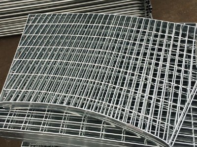 武漢不銹鋼鋼格板價格