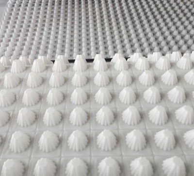 天津50高凹凸車庫排水板用途=防水導(dǎo)水板=不賣殘次料