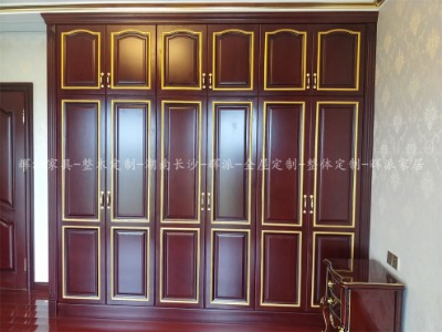 長(zhǎng)沙別墅整房實(shí)木家具,實(shí)木移門,酒柜門訂做輝派電話